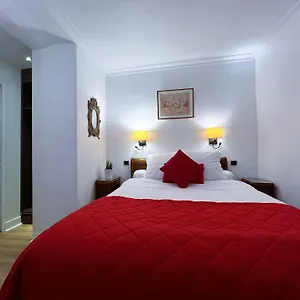 ** Hotel La Sanguine Francia